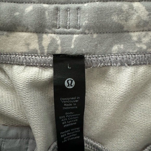 Men’s lululemon joggers size large - Picture 6 of 7